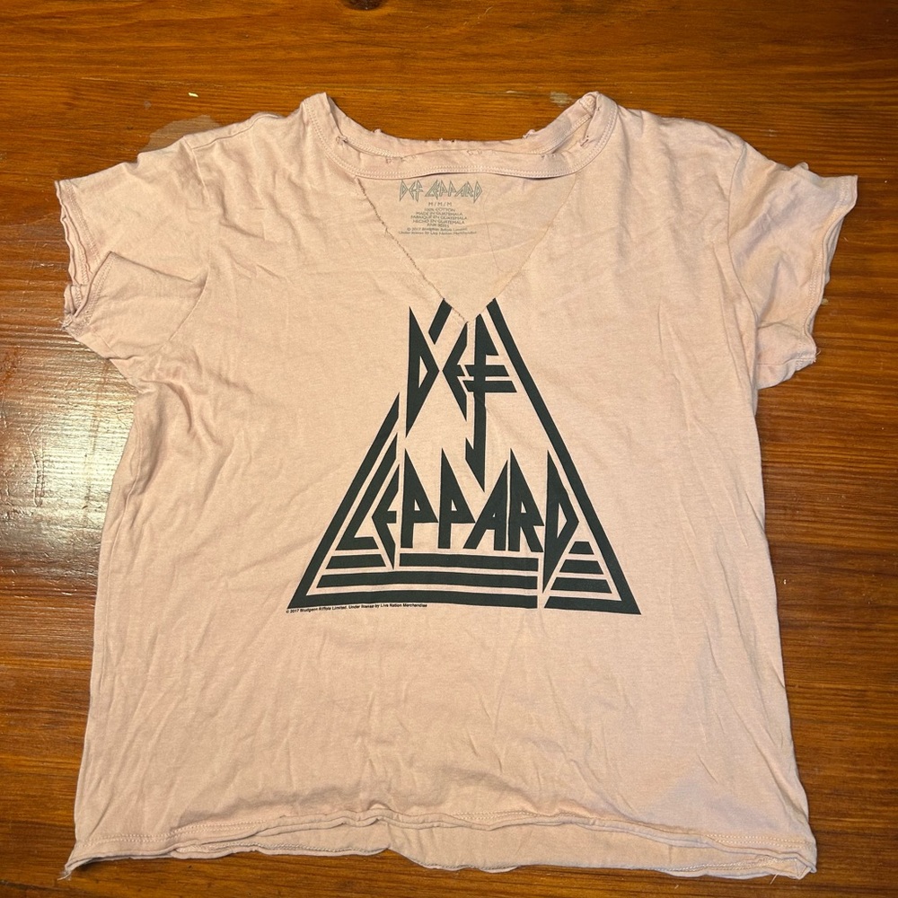 Def Leppard Pink Graphic Tee - Band Logo